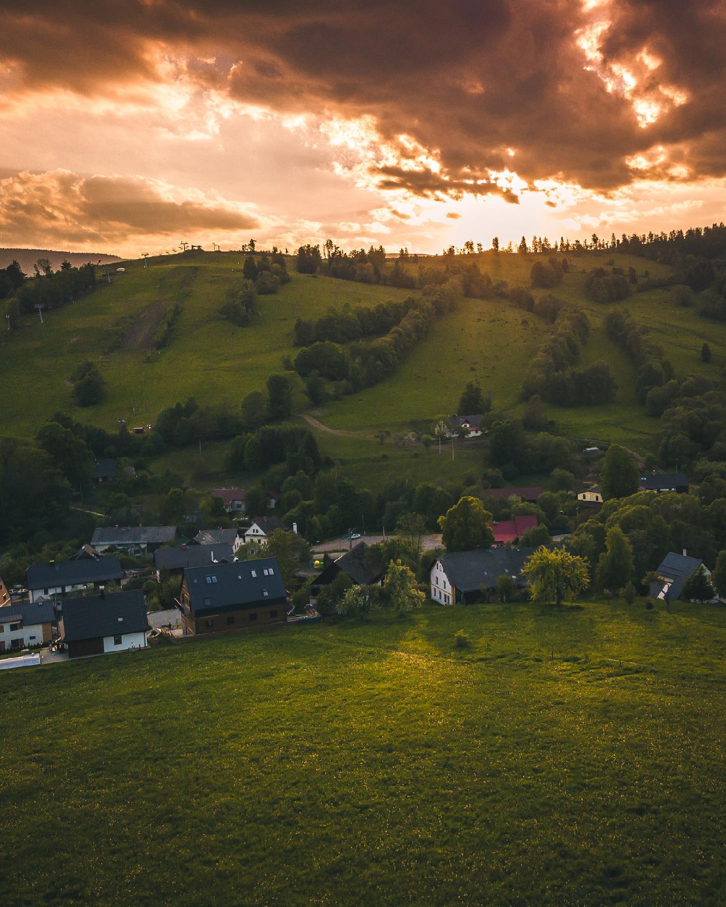 When you’re looking for something amazing and better than usual for your holiday in Czech Republic or Slovakia then @amazingplacescz is the place to go. They do offer the range of 
